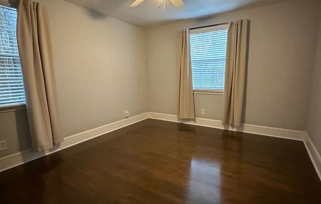 3 beds, 1 bath, $1,950