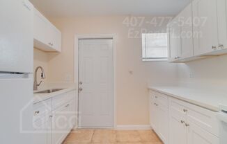 3 beds, 1 bath, $2,000