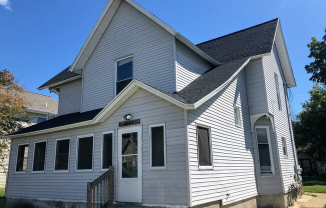 434 Crawford SE