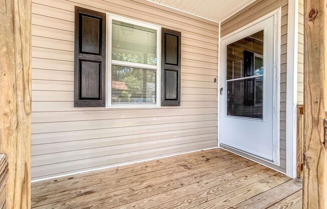 Updated and Charming 2BR/ 1 BA in Marietta!