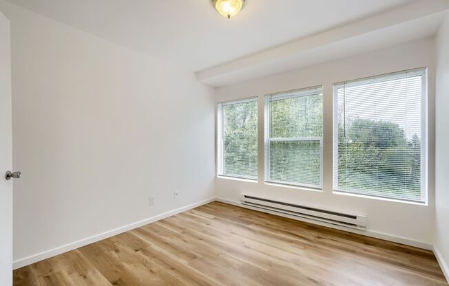 1 bed, 1 bath, 830 sqft, $1,595, Unit Unit 126