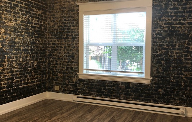 S0180 - Pettygrove Apartments