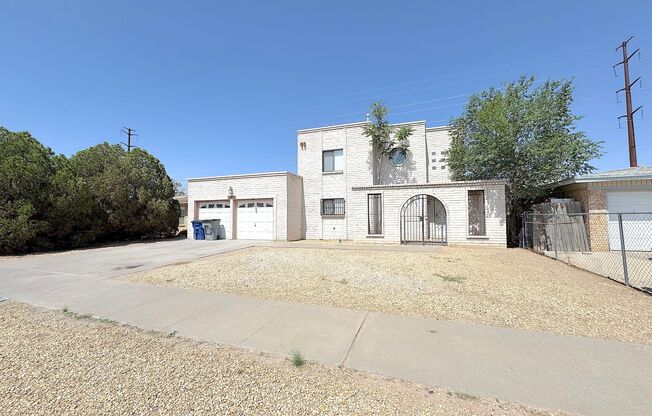 Spacious East El Paso 3bed/2bath!