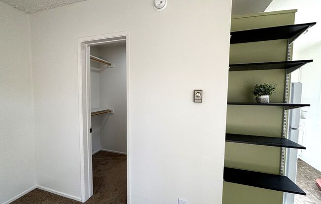 Studio, 1 bath, 345 sqft, $1,525, Unit 70