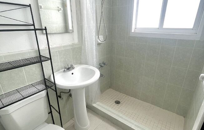 Studio, 1 bath, 500 sqft, $1,798, Unit 08