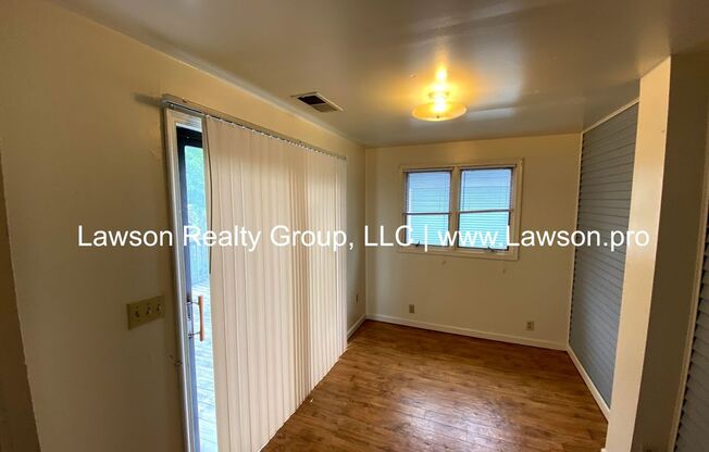 1 bed, 1 bath, 900 sqft, $895