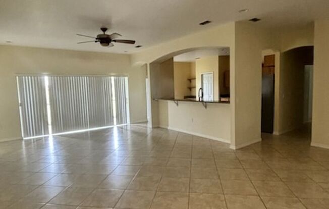 4 beds, 2 baths, $2,500