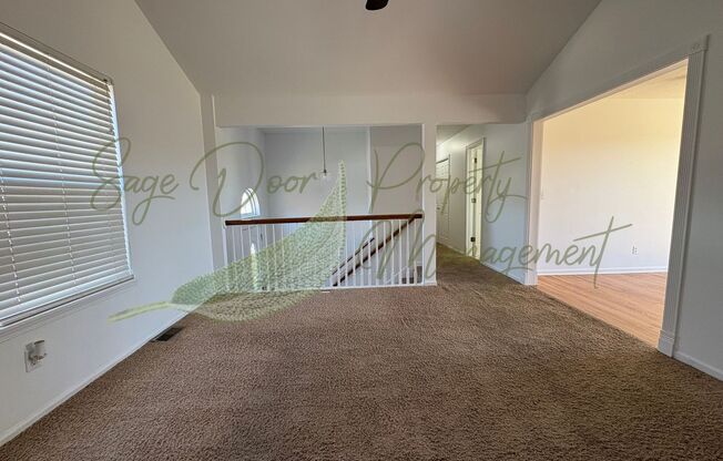 BEAUTIFUL BLUE SPRINGS HOME!!!