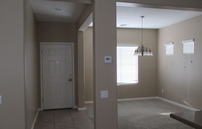 Spacious Home in Beautiful East Mesa Community!