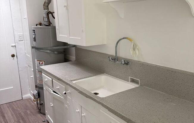 Studio, 1 bath, $1,675, Unit 10