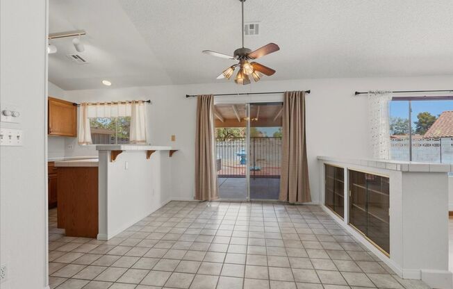 1 story pool home in the North West- 3 bedroom, 2 baths