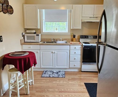 1 bed, 1 bath, $1,495