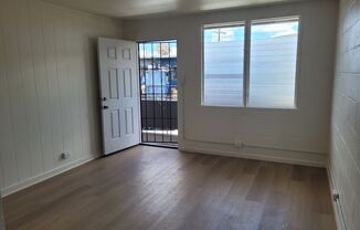 FULLY Renovated 2bd, 1ba, 1pkg 700sqft. for $1700