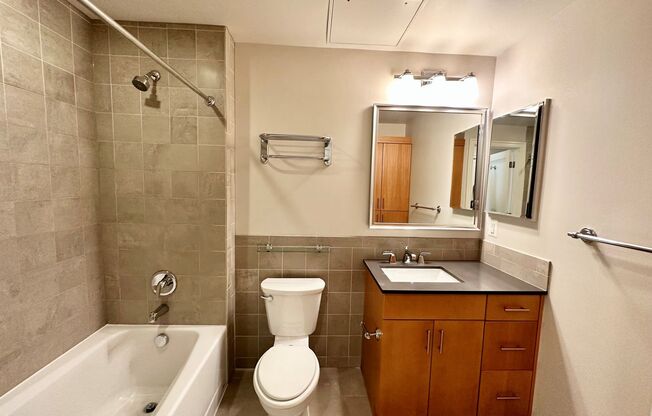 1 bed, 1 bath, $2,650, Unit 617