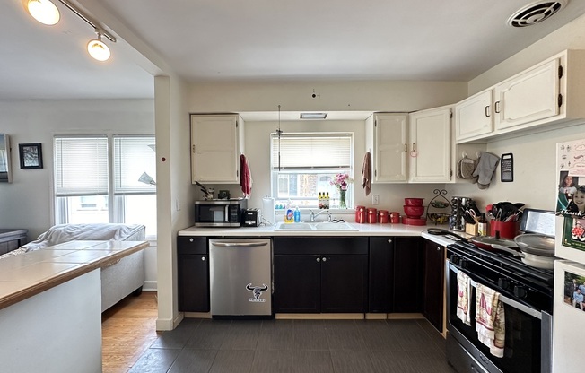2707 BERWYN