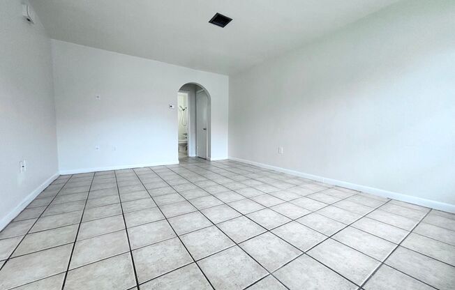 2105 Canal St