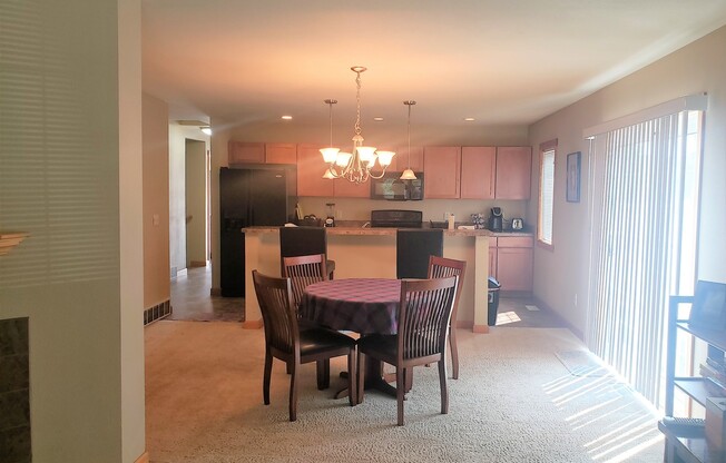 Fully Furnished 2 Bedroom Condo - All utilities, cable and internet provided!
