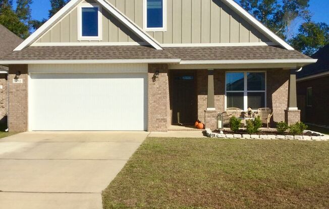 4 bedroom 3 bath beautiful home in Parkwood Commons Pace, FL