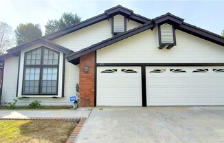 4135 MIRAMAR DR