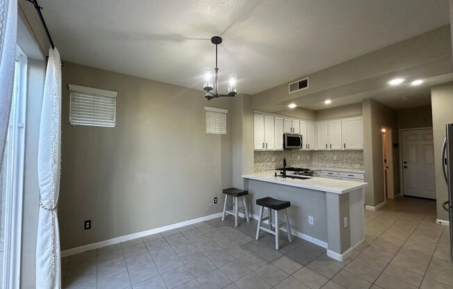 3 beds, 2.5 baths, $2,495