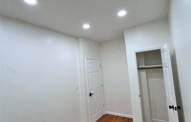 2 beds, 1 bath, 800 sqft, $3,475, Unit 2
