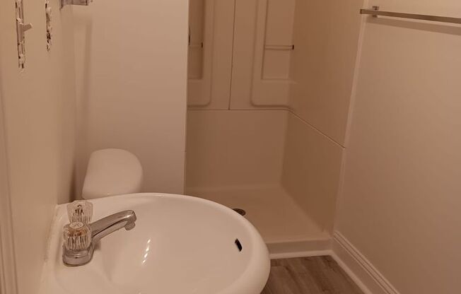 NNG Summit Apartments LLC