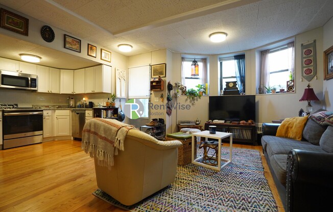 1455 BEACON ST