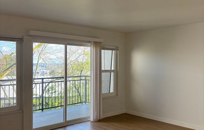 1 bed, 1 bath, 800 sqft, $2,095, Unit 3520 - 309