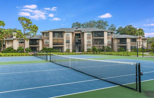 Tennis Courts | Lakes at Suntree
