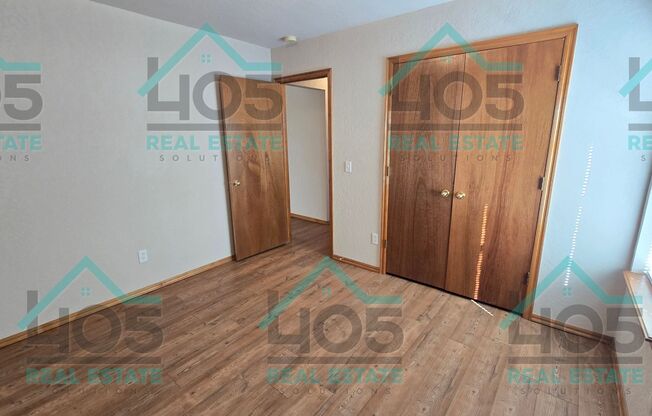 3 beds, 2 baths, $1,600