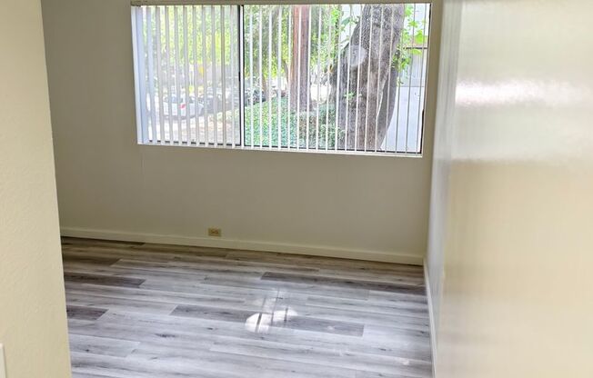 3 beds, 2 baths, 1,304 sqft, $2,350, Unit 140112