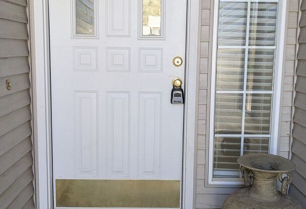 8419/8421 NE 56th Street