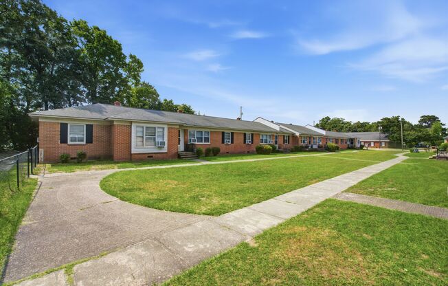 2 Bedroom Apartments in Sumter, SC – Broad Street Location with Off-Street Parking