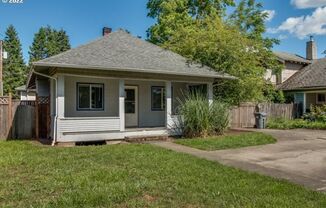3 Bedroom House on Jefferson St Near Downtown, Campus, and More!