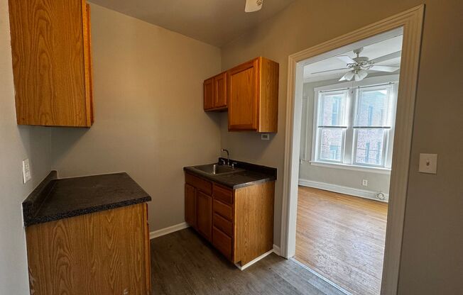 1 bed, 1 bath, $1,275, Unit 7020 #2G