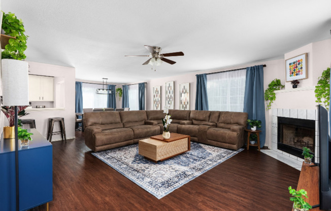 7906 BRIARTON DR