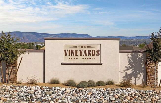 HOUSE - COTTONWOOD - THE VINEYARDS-  *PRICE REDUCED!