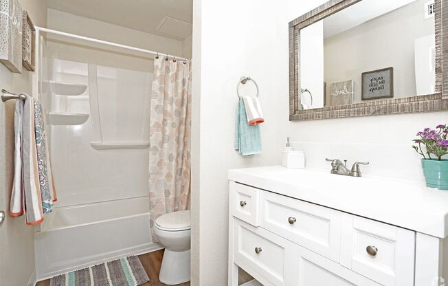 2 beds, 1 bath, 625 sqft, $1,450, Unit 5050-204