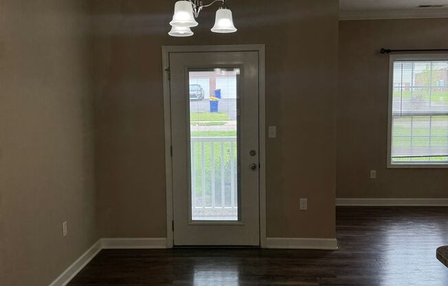 1 bed, 1 bath, 780 sqft, $795, Unit 240-B