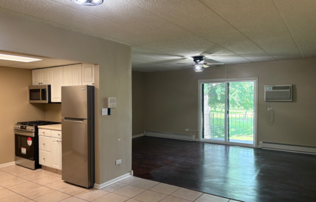 134 E BAILEY RD
