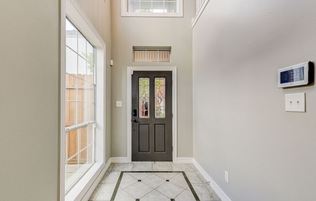 3 beds, 3/1 baths updated townhome in the heart of Montrose