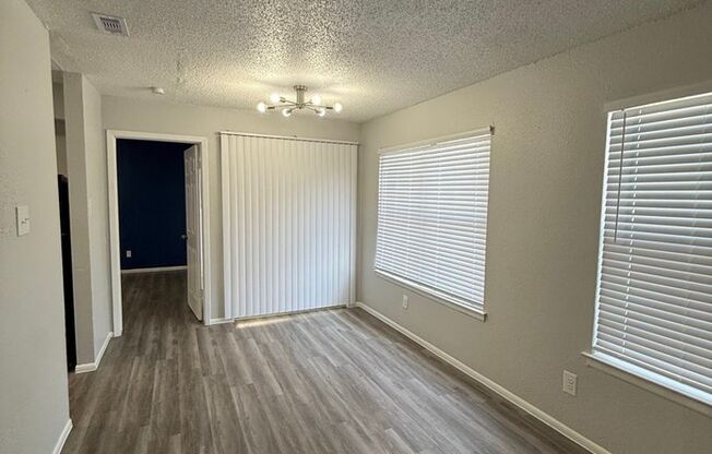 2 beds, 2 baths, 910 sqft, $1,200, Unit 615