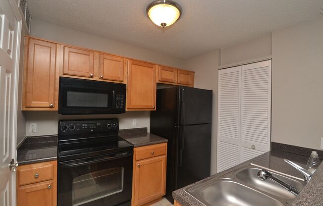 1 bed, 1 bath, $1,350, Unit # 302