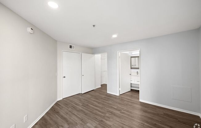2 beds, 2 baths, 1,150 sqft, $2,998, Unit 201