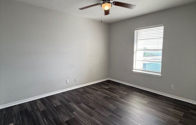 2 beds, 2 baths, 931 sqft, $1,185, Unit 14-1402
