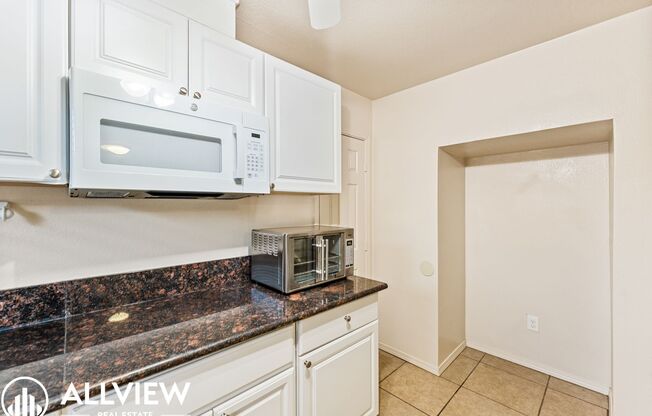 1 bed, 1 bath, $1,925, Unit Unit D1