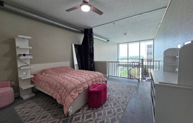 1 bed, 1.5 baths, $2,500, Unit Unit 12A