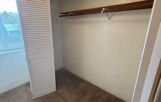 461 12th Ave/462 11th Alley