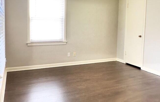 3 beds, 1 bath, $1,400