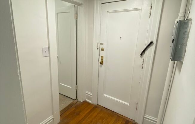 1 bed, 1 bath, 480 sqft, $2,050, Unit D06